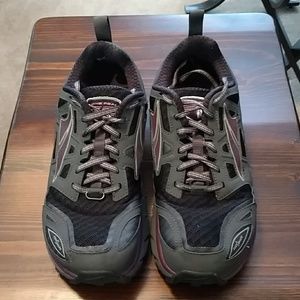 Altra Lone Peak 3